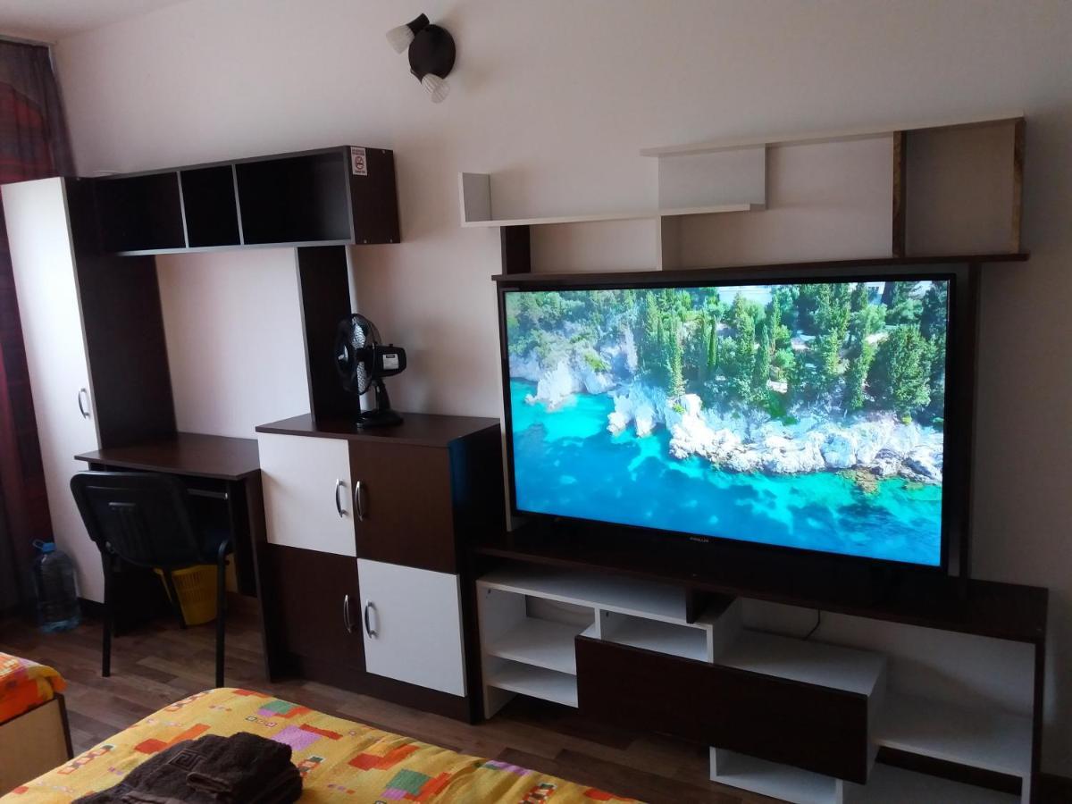 Rakija - Transit Sleep Homestay Dobra (Hunedoara)