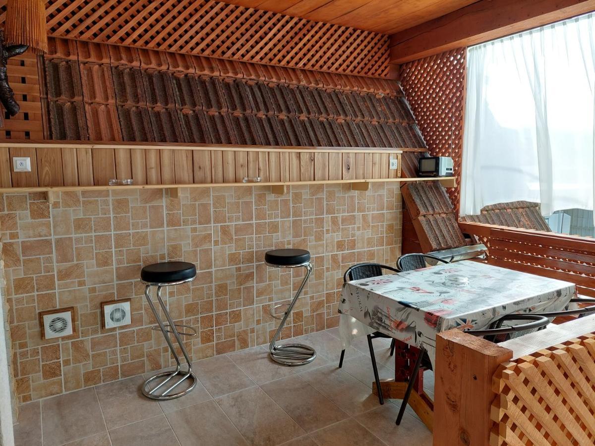 Rakija - Transit Sleep Homestay